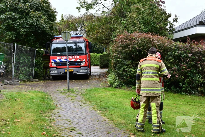 Lage druk gasleiding gesprongen midden in weiland