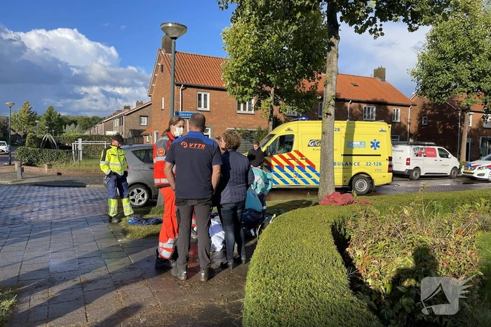 Fietser gewond door botsing met personenauto