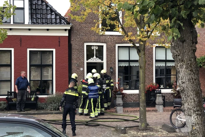 Veel rook bij keukenbrand van woning