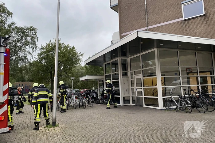 Brand in appartement snel onder controle