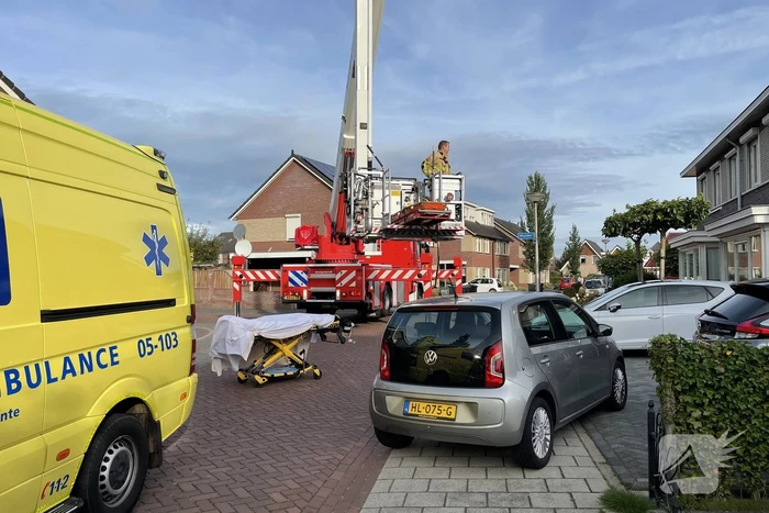 Persoon gewond na val in woning