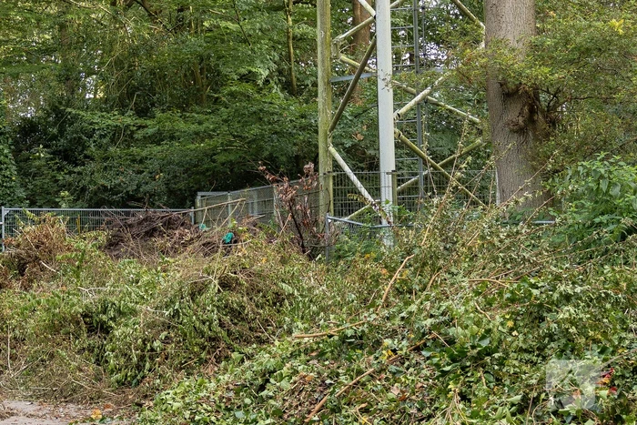 Brand bij GSM zendmast