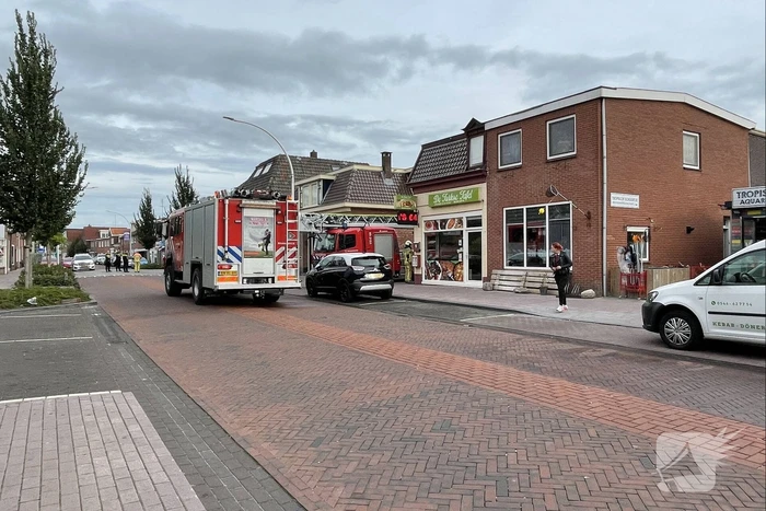 Forse rookontwikkeling bij brand in schuur