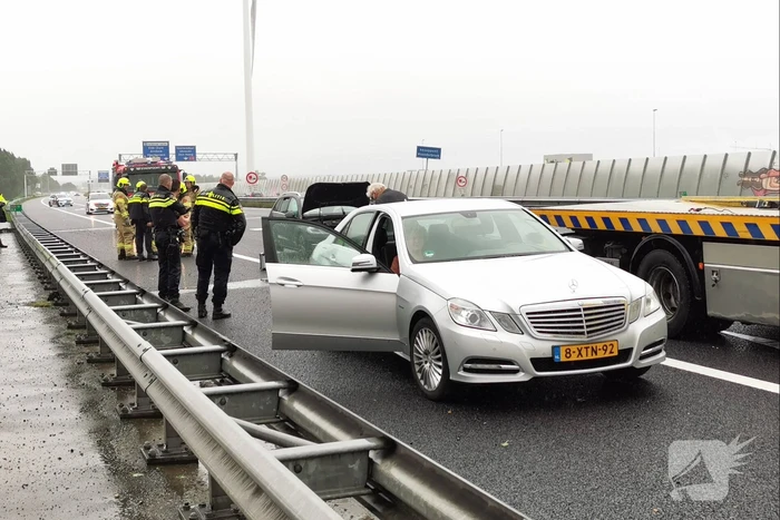 Kind gewond bij kop-staart botsing op snelweg