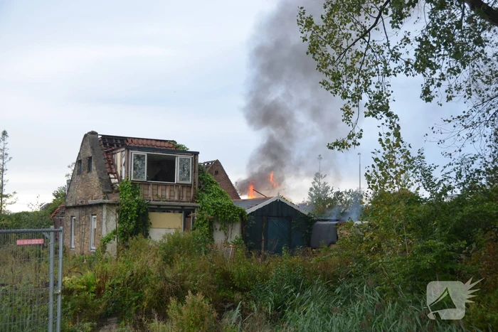 Wederom brand bij slooppanden