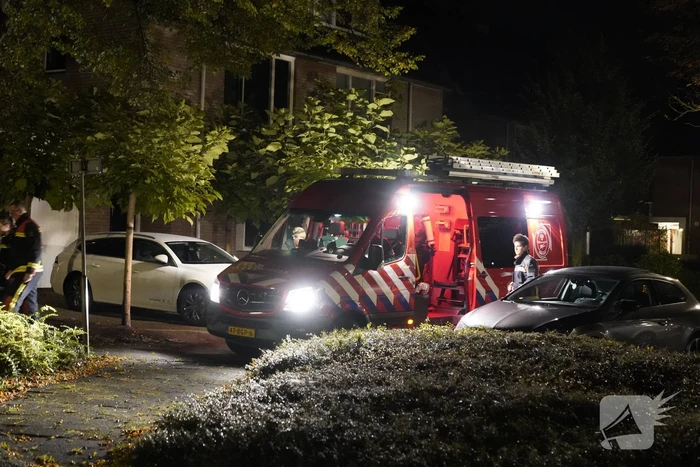 Hulpdiensten rukken uit voor scooter in sloot