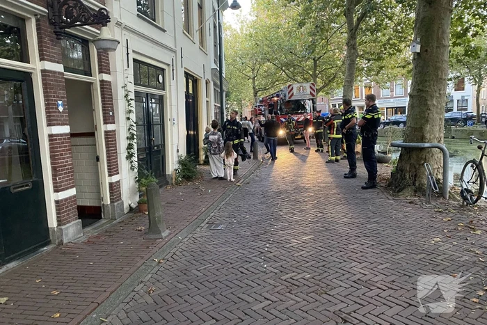 Sterke brandlucht geroken in woning