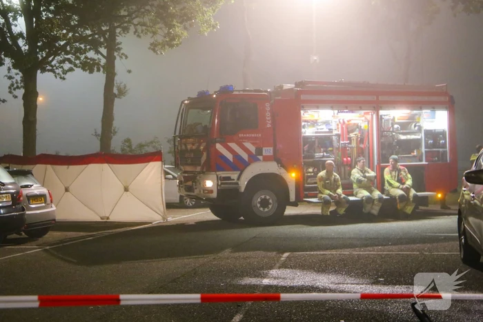 Politie doet onderzoek naar vondst stoffelijk overschot in auto
