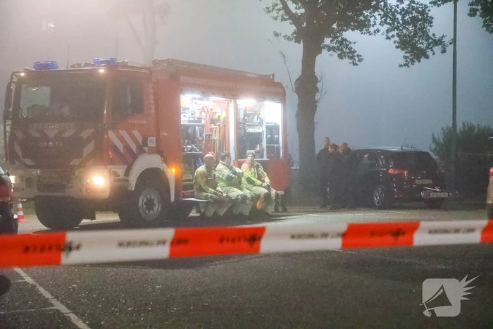 Politie doet onderzoek naar vondst stoffelijk overschot in auto