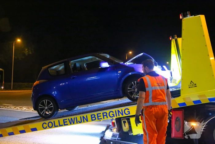 Veel schade bij ongeval tussen auto en lijnbus
