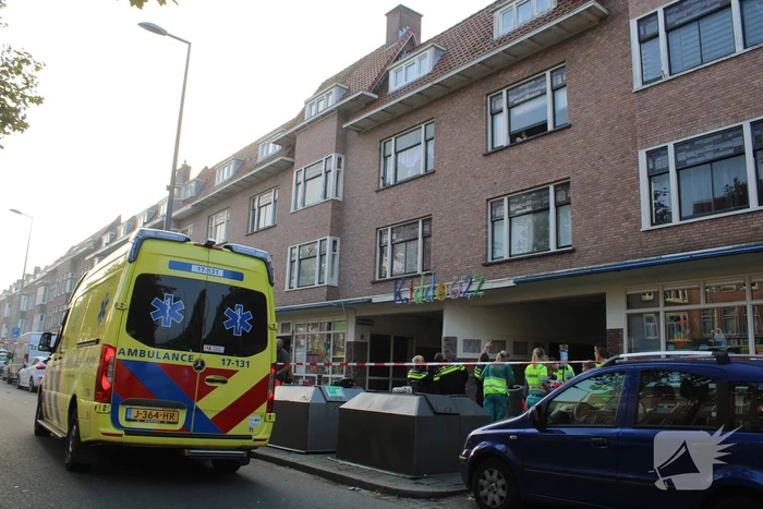 Persoon zwaargewond na val van hoogte