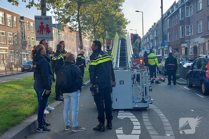 Persoon zwaargewond na val van hoogte