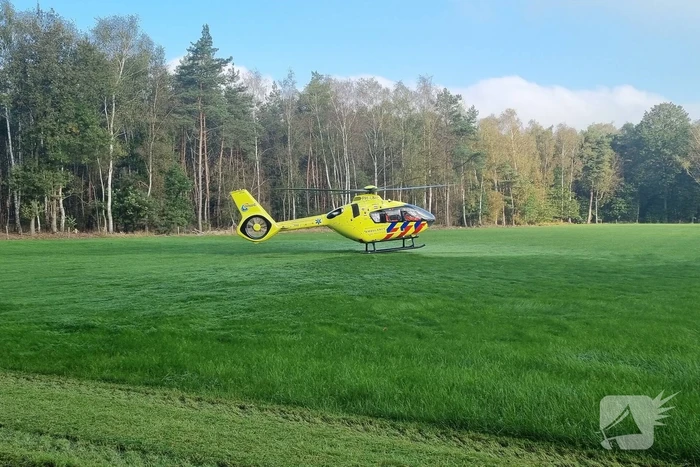 Traumahelikopter voor zwaargewonde motorcrosser