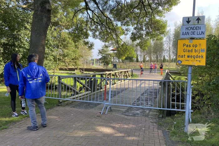 Brug zakt in tijdens marathonloop