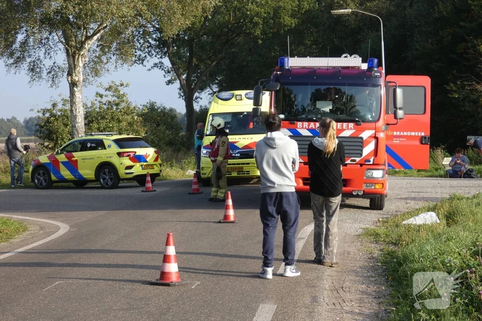 Twee auto's in de sloot door ongeval