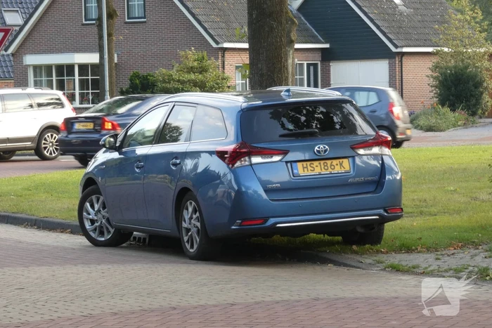 Personenauto in botsing met fietser