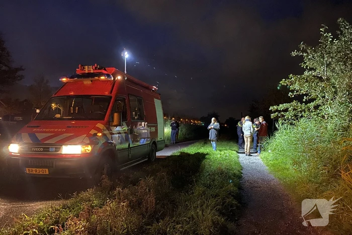 Inzet hulpdiensten na kledingvondst bij meer