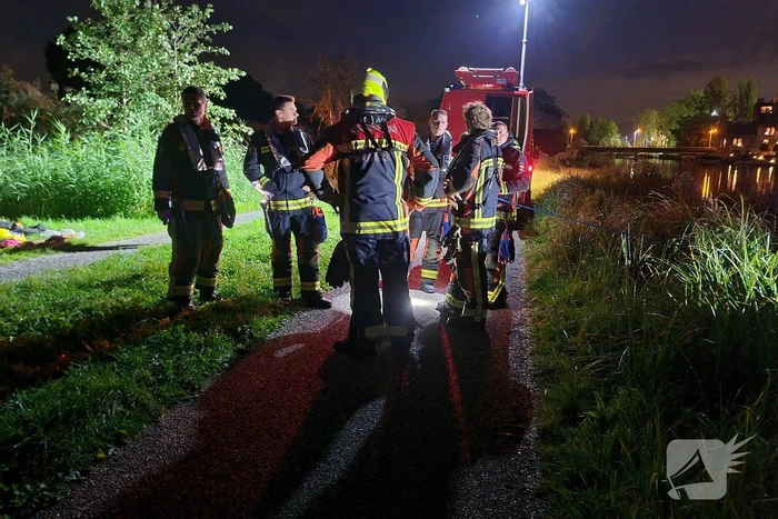 Inzet hulpdiensten na kledingvondst bij meer