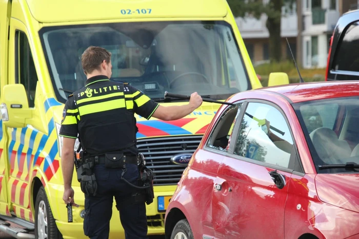 Gewonde bij ongeval tussen scooter en personenauto