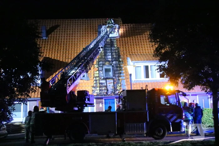 Dakgedeelte verwoest na brand