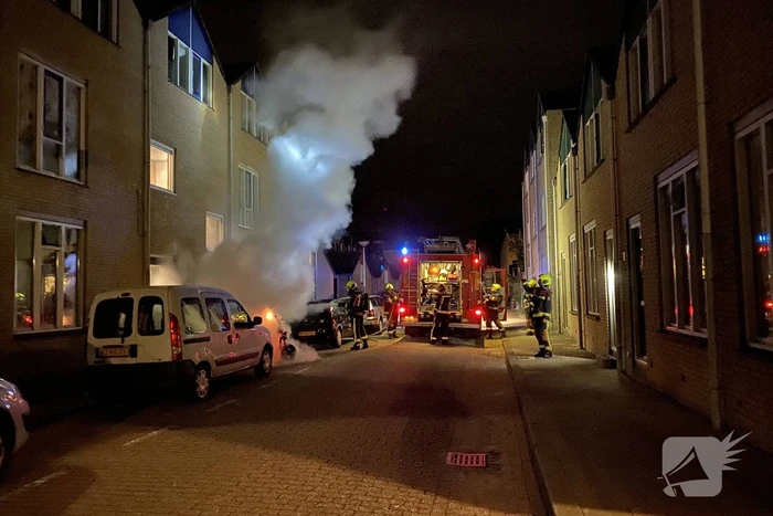 Scooter volledig uitgebrand