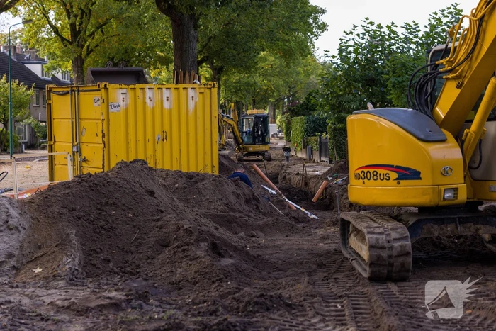 Waterleiding geraakt bij graafwerkzaamheden