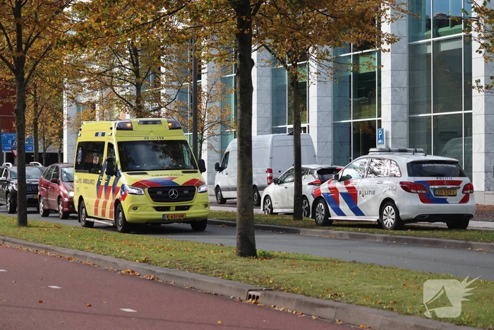 Scooterrijder gewond bij botsing met fietser