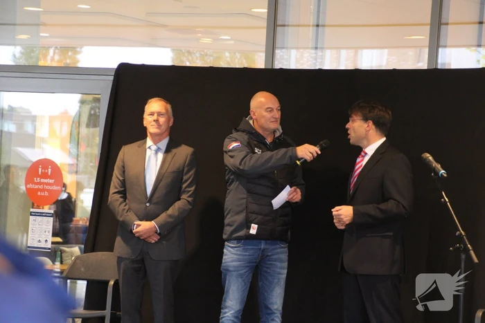 Paralympisch zwemteam gehuldigd