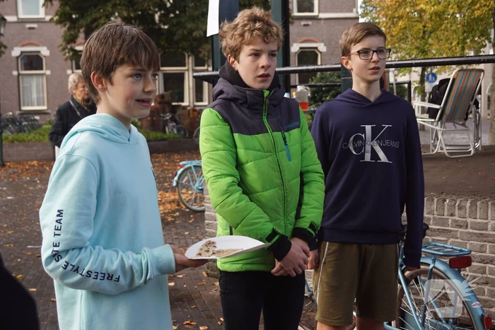 Leerlingen halen geld op voor Stichting Dierenzorg Eemland