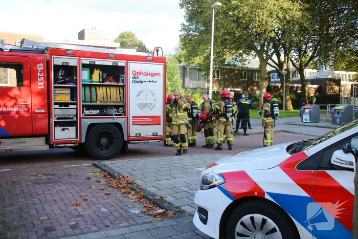 Brandende kaarsjes zorg voor brand in woning