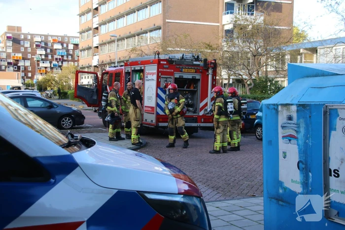 Brandende kaarsjes zorg voor brand in woning