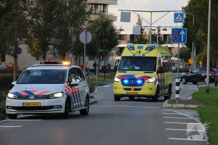 Kind op fiets aangereden door auto