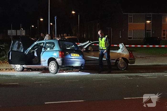 Twee gewonden bij ernstig ongeval