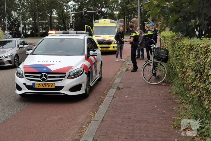 Twee fietsers gewond bij botsing