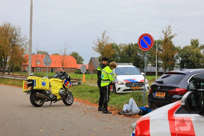 Agressieve pool slaat raam in en raakt gewond