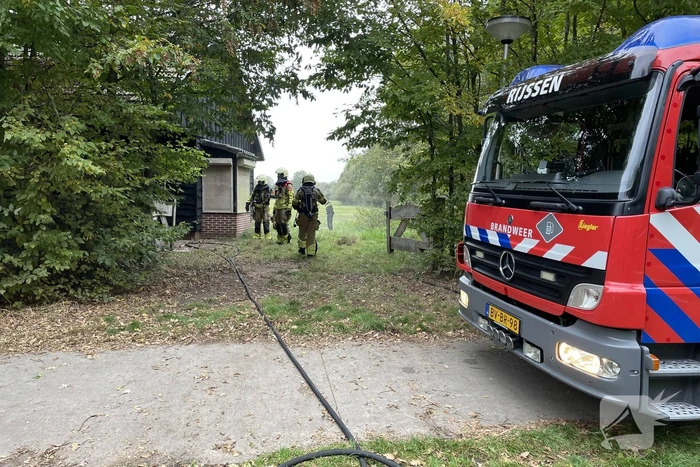 Hevige brand in voormalig clubgebouw van schaatsbaan