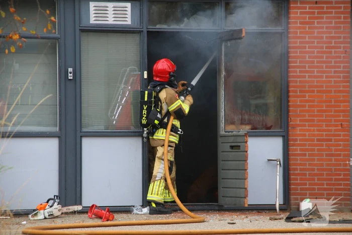 Veel schade door brand in bedrijfspand