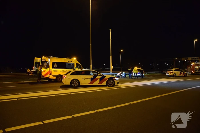 Auto botst op tankwagen na negeren stopteken