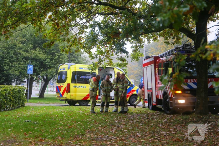 Automobilist rijdt tegen gevel van Restaurant Zuiver