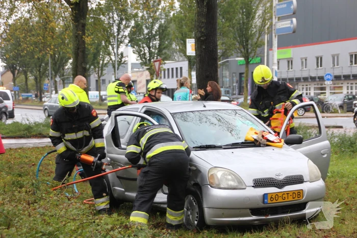 Persoon gewond bij flink verkeersongeval