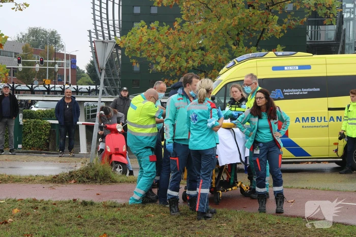 Aanrijden tussen twee auto's zorgt voor flinke schade