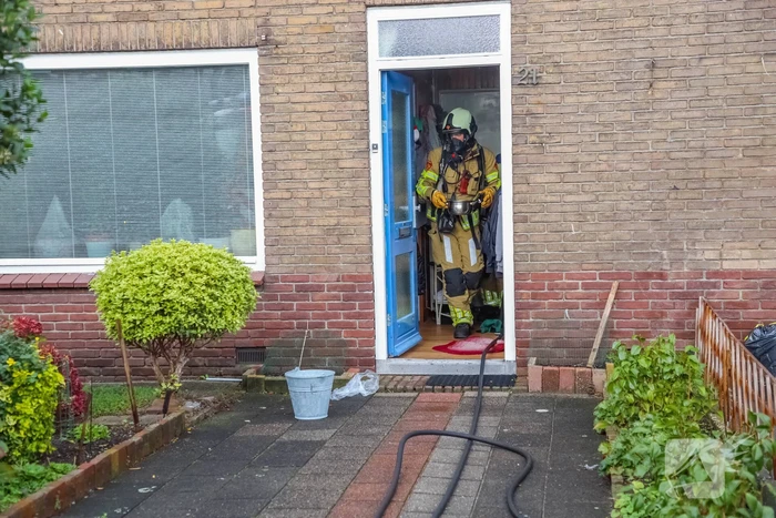 Rookmelder gaat af en buren bellen de brandweer