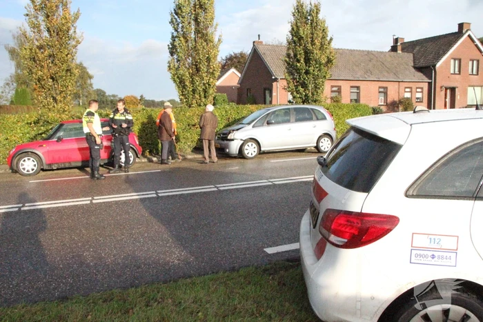 Inzittende gewond bij kop-staart aanrijding