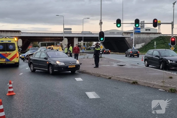 Veel schade bij ongeval op kruising
