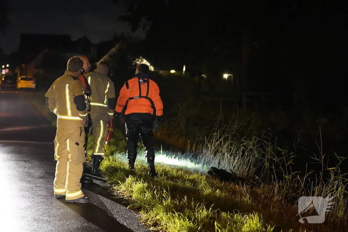 Scooter aangetroffen bij waterkant