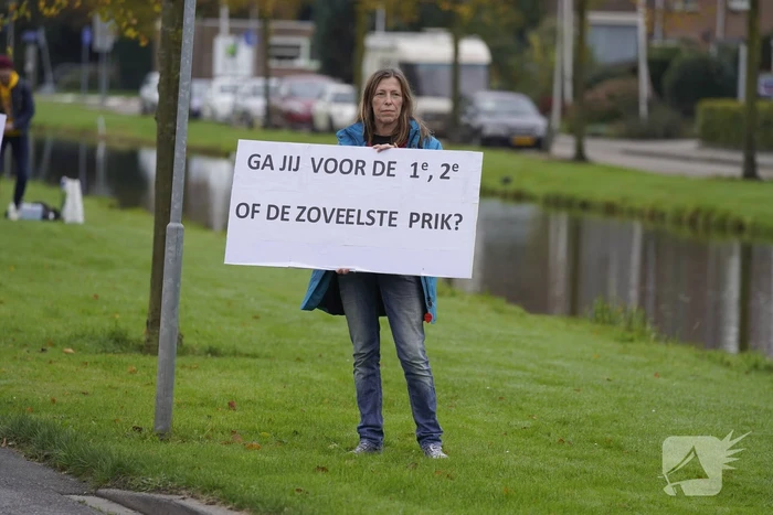 Actievoerders protesteren tegen vaccinatiebeleid
