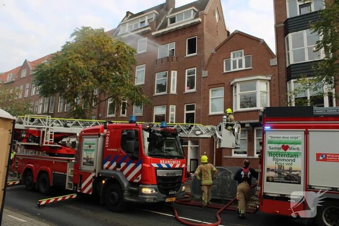 Hevige rookontwikkeling door brand in woning