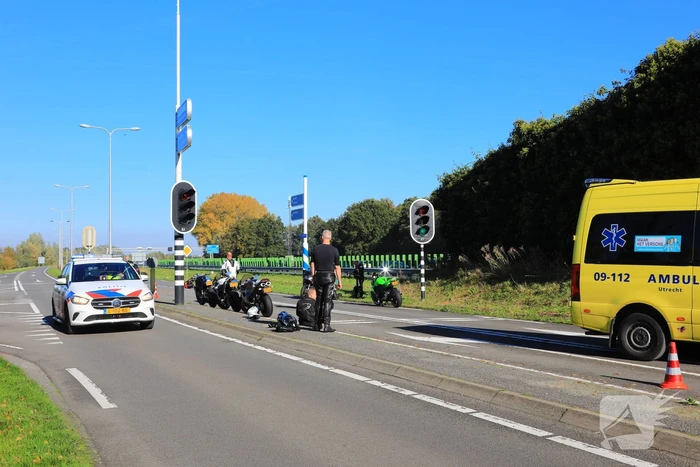 Twee motorrijders gewond bij ongeval