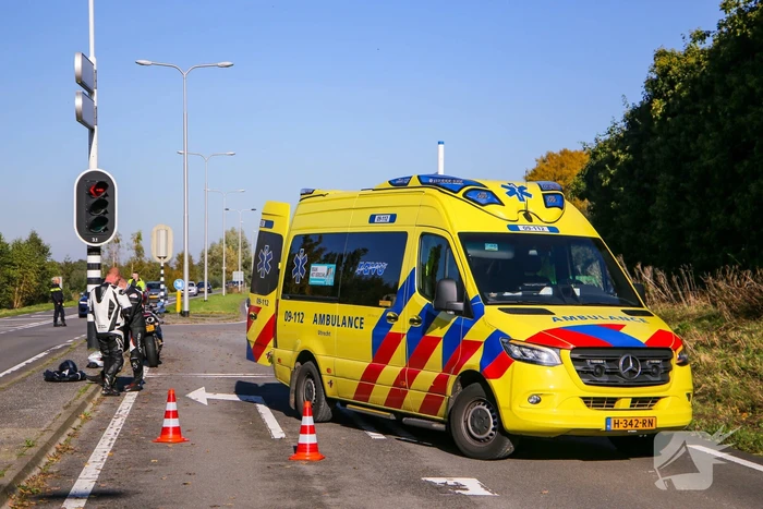 Twee motorrijders gewond bij ongeval