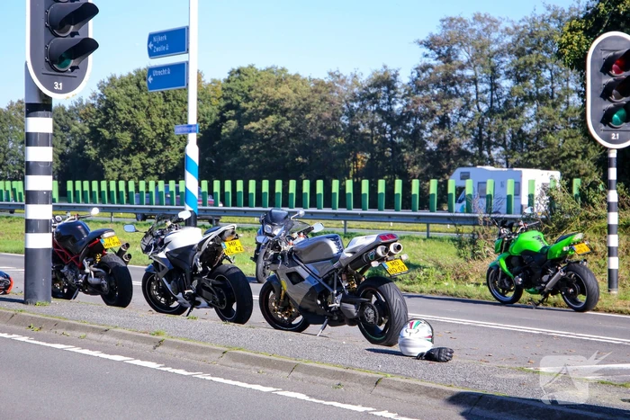 Twee motorrijders gewond bij ongeval